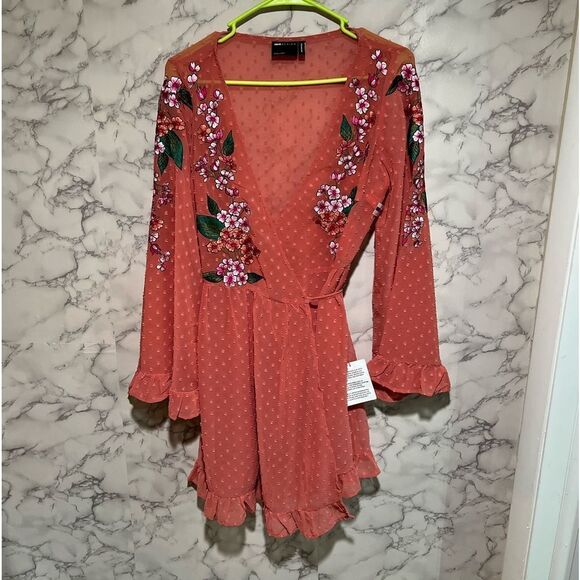 ASOS Floral Embroidered Skater Dress with Bell Sleeves – Sz 8 - Picture 1 of 12